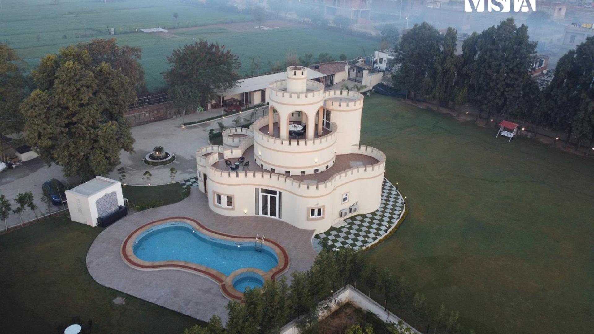 Stayvista'S Mystic Castle With Terrace, Swimming Pool, Lawn With Gazebo Jaipur Extérieur photo